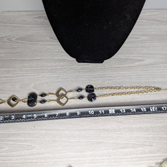 Y Drop Gold Tone Necklace with Black & White Swirl Accent Stones w/Lobster Claw - Picture 10 of 11